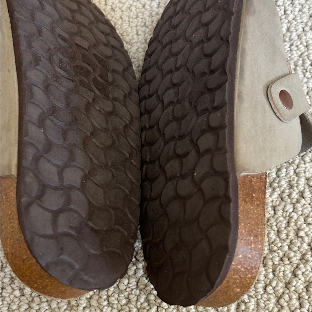 Casual Comfort Women's Mules in tan - Picture 3 of 4